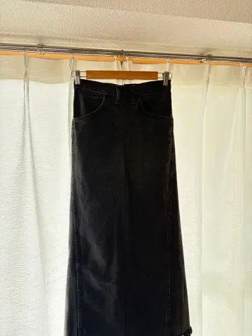 77circa 나나나서카 리메이크 데님 스커트