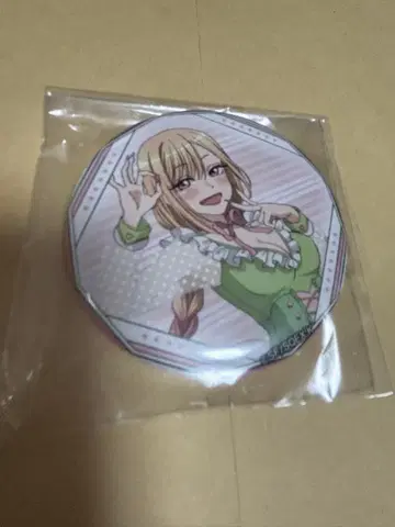 그 비스크돌은 사랑을 한다 패밀리마트 캔뱃지 키타가와 마린 비스크돌