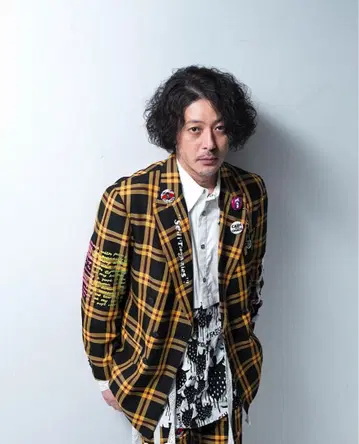 오다기리 죠 착용/KIDILL strawberry