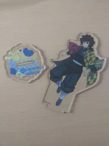 귀멸의 칼날 토미오카 기유 아크릴 스탠드