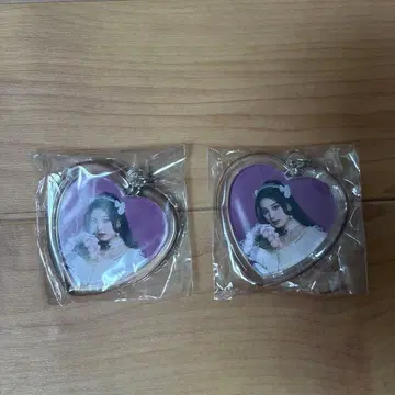 츠루시마 노아 아크릴 키링 꽃잎에 이끌린 사랑