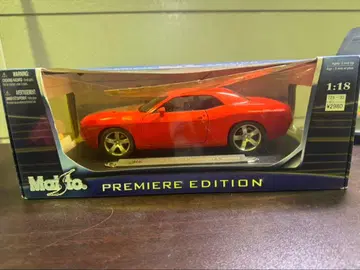 sa269 Maisto 2006 Dodge Challenger