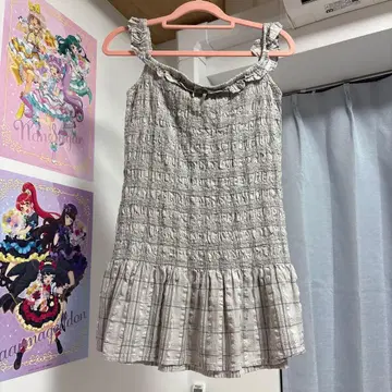 URBAN OUTFITTERS 슬리브리스 미니 원피스 S 모리걸