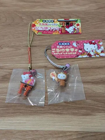 헬로키티 히로시마 한정판 대조조 궁도 사슴 스트랩