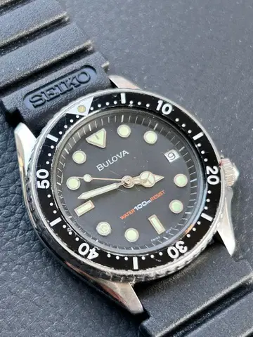 Bulova 100m 다이버 쿼츠 SEIKO 새 벨트 포함