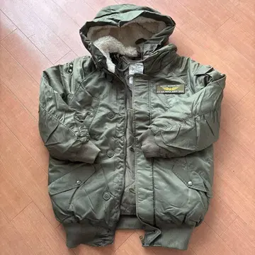 RODEO CROWNS 로데오 다운 자켓 N3-B 카키