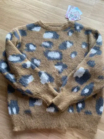 시마무라 x kaoru 콜라보 애니멀 무늬 스웨터