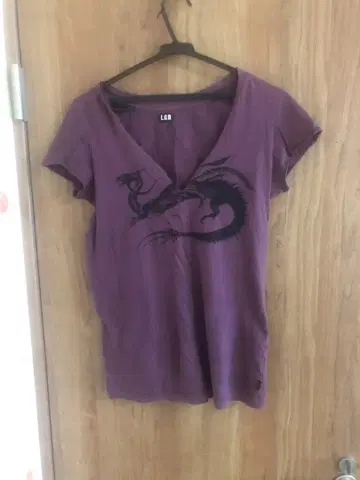 LGB 드래곤 립 T셔츠 보라색