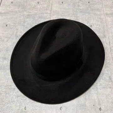 새상품 미사용 중절모 울 펠트 블랙 리본 포함