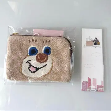 택 포함 새상품, 클로즈업 테디 L자 파우치, 베이지, 완판템