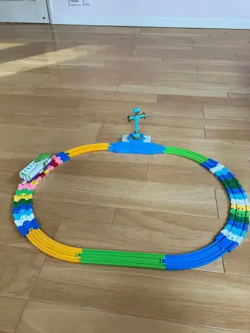 프라레일 차기 톤 코코와 비의 컬러풀 구부러진 레일 세트