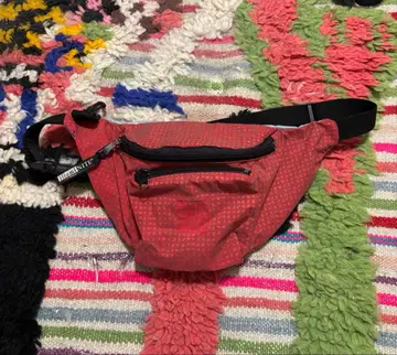 웨스트 파우치 90s 구제 의류 이스트팩 mede in USA