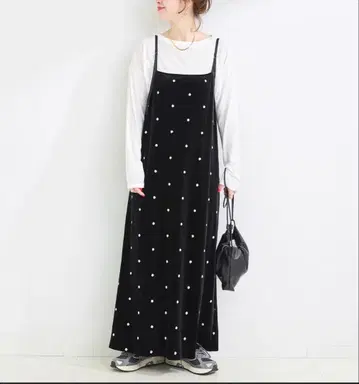 B.C STOCK 벨로아 플라워 자수 원피스 택 포함