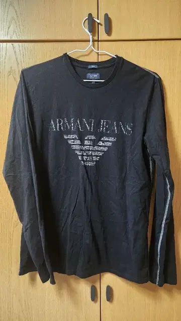 Armani Jeans 블랙 롱 슬리브 티셔츠