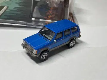 그린라이트 1991 지프 체로키 1/64 미니카