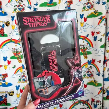 스트신 VHS 피규어