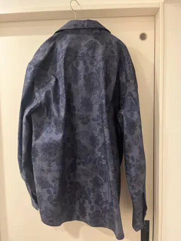 leflah 플로럴 패턴 셔츠