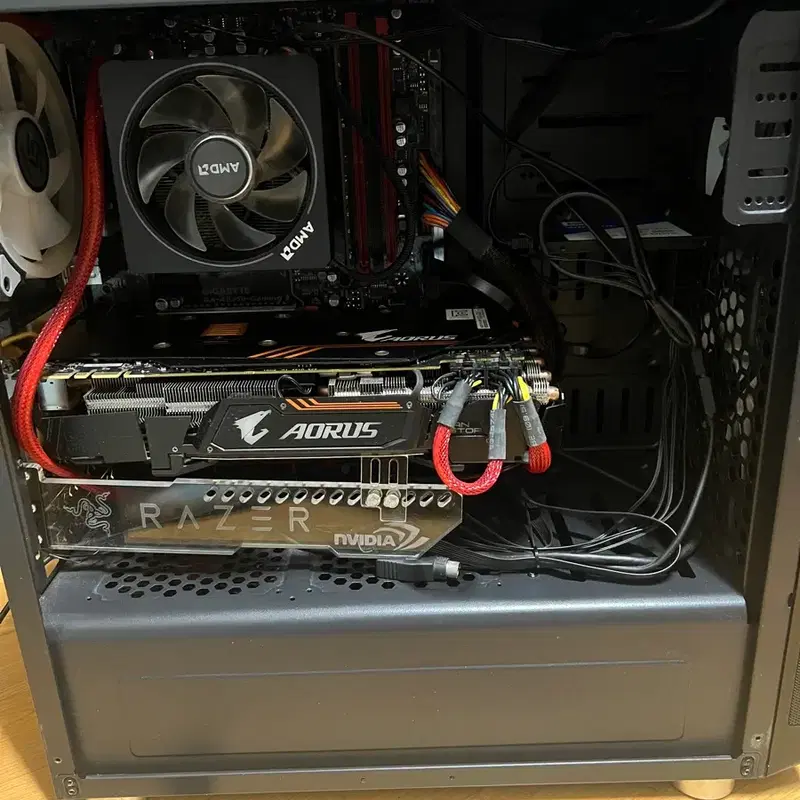 라이젠3700x 어로스1080ti 데스크탑