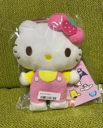 산리오 캐릭터즈 딸기 가마구치 파우치 헬로키티 카라비너 포함