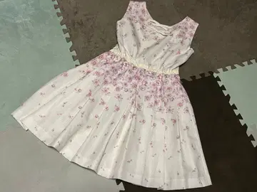 리즈리사 꽃무늬 원피스 사이즈 0