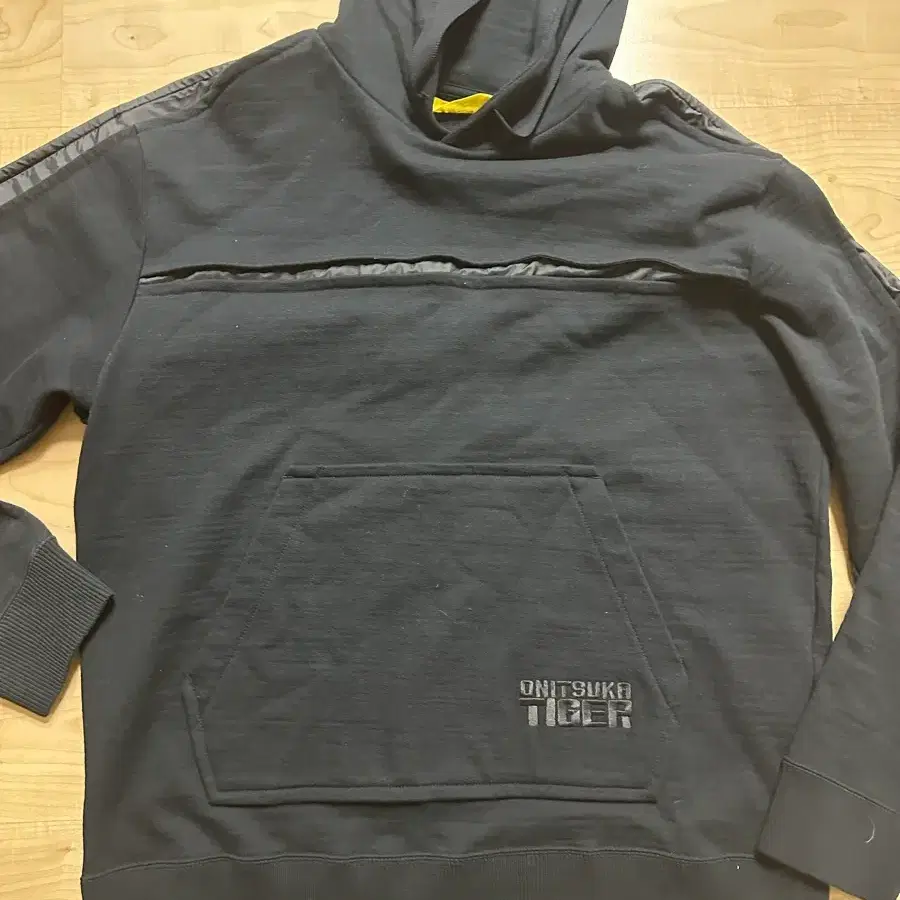 Onitsuka Tiger x Patou Hoodie M Beige Onitsuka Tiger on Bunjang