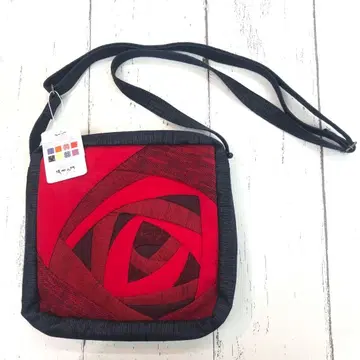 쿠루메가스리 백 숄더 로즈 패턴 미니백