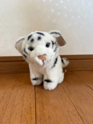 WWF 화이트 타이거 봉제 인형