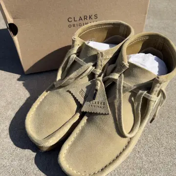 CLARKS ORIGINAL 왈라비 부츠 메이플 모카신