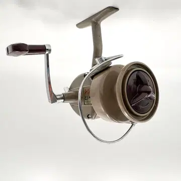 희귀 레어 다이와 올드 낚시릴 히트1000