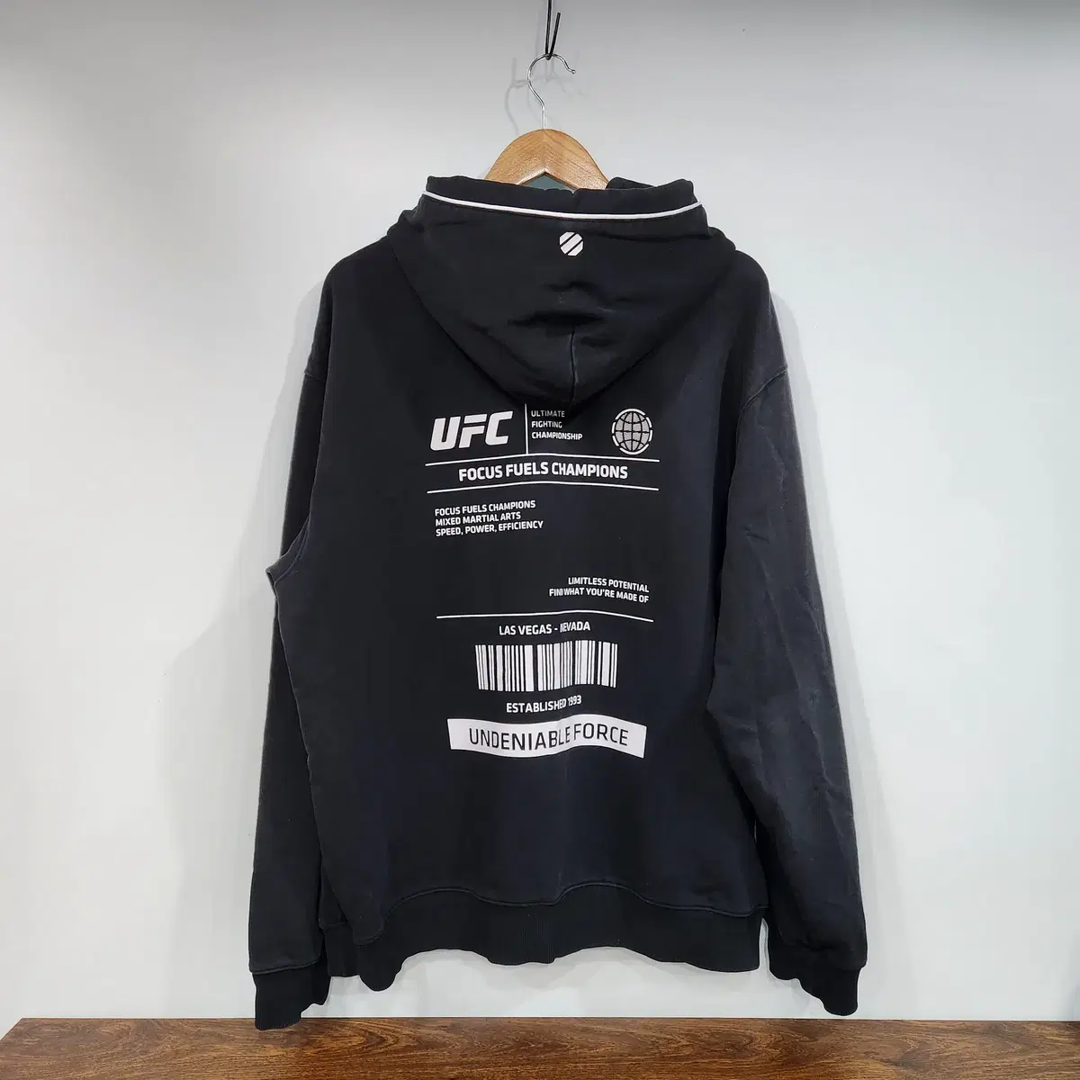 Asura Black Embroidery Brushed Hoodie Men