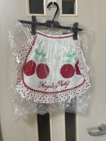 엔젤릭 프리티 체리 에이프런