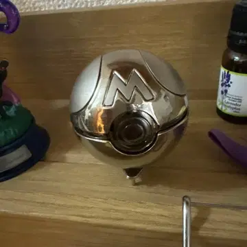 지혜의 고리, 몬스터볼 실버 메탈제