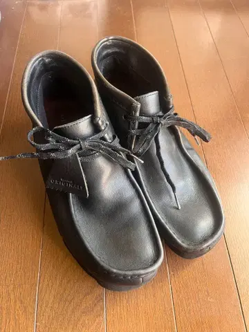 클락스 왈라비 GTX Vibram 고어텍스 방수