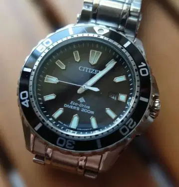 새상품급 CITIZEN Eco-Drive 다이버 워치 200m 방수