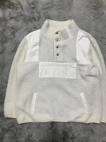 NOTCONVENTIONAL 노트컨벤셔널 플리스 풀오버