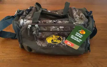 Bass Pro Shops 낚시용 가방 카모 패턴 20L