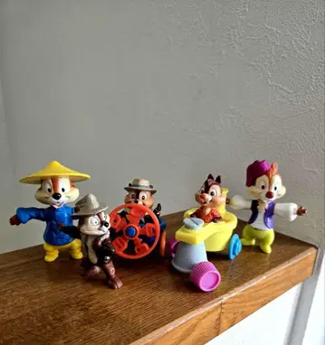 빈티지 맥도날드 디즈니 칩과 데일 PVC 피규어 아메토이