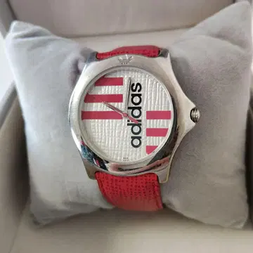 파랑 선반 1 adidas 가죽 밴드 아날로그 쿼츠 손목시계 화이트/레드