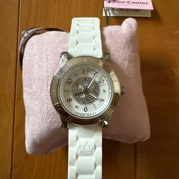 새상품급 Juicy Couture 아날로그 시계 화이트