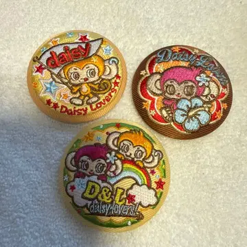 나루미야 자수 캔뱃지 Daisy Lover 디지 러버즈