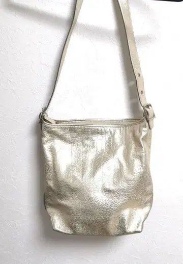 COACH 숄더백 샴페인 골드