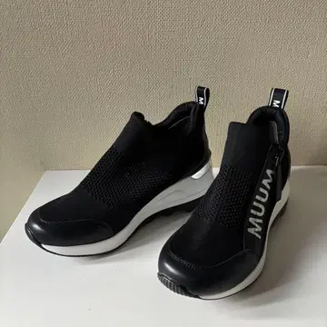 새상품급 MUUM 통굽 스니커즈 웨지솔 사이드 지퍼 메쉬