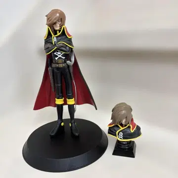 레어템 은하철도999 메텔 & 하록 피규어 캡틴 하록