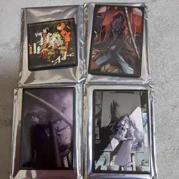 Ado 모나리자 옆얼굴 캔뱃지 4개 세트