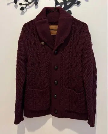 바이글래드핸드 아이랜즈 가디건 니트 카우친