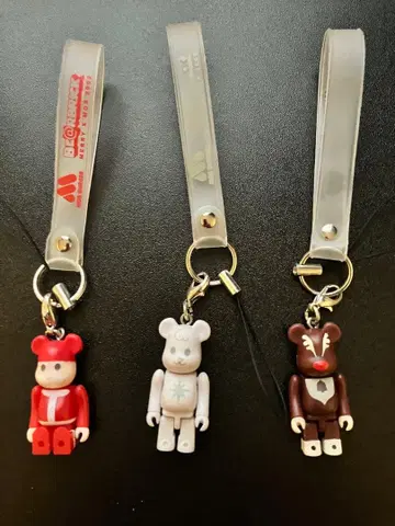 큐브릭 베어브릭 3체 세트 모스버거