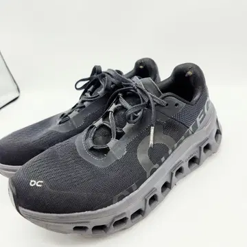 ON 온 클라우드몬스터 블랙 25.0