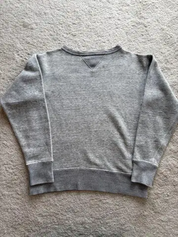 부처 프로덕트 맨투맨 Atlast&Co 아토라스트 그레이 2