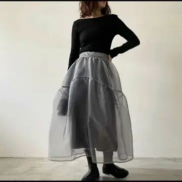 오간자 실버 볼륨 스커트