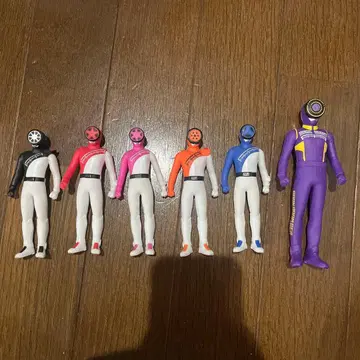 분붐저 피규어 세트 6체